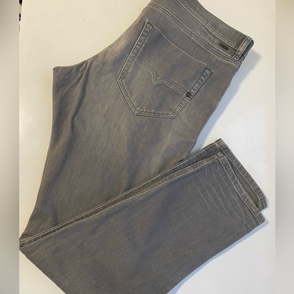 Men’s Diesel Jeans Size 38 Tappered, skinny-carrot. Preowned - Picture 5 of 5